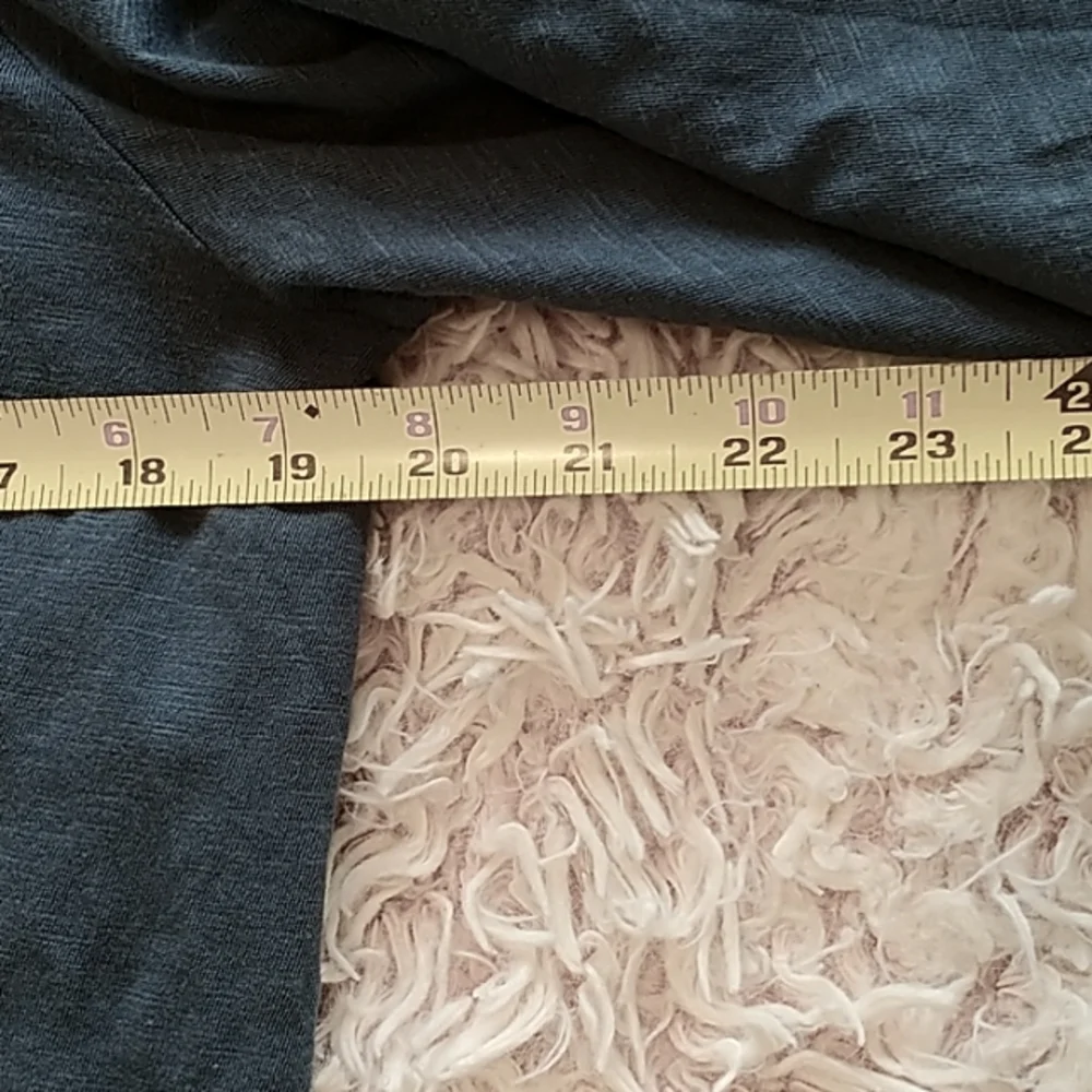 ⛰️Doletta Anthropologie sequin flounce Top - Picture 7 of 8